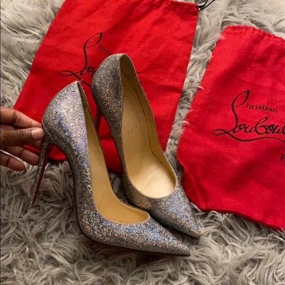 Authentic Christian Louboutin pump